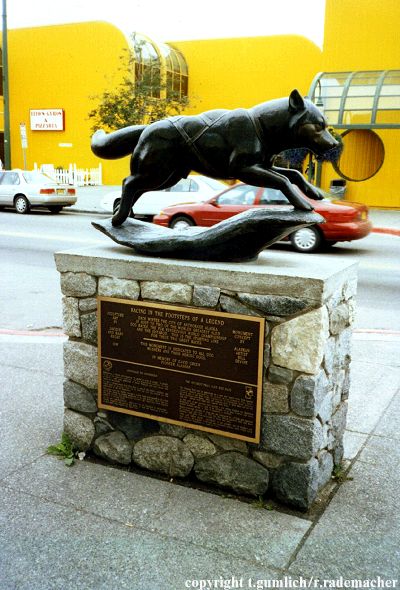 Alaska Bild: Anchorage - Iditaord Denkmal