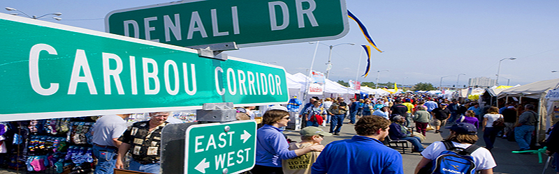 The open-air Anchorage Market & Festival is held annually in downtown Anchorage from May - September. (c) Wayde Carroll + ACVB